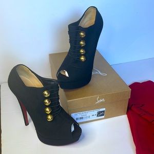 Authentic Christian Louboutin pumps